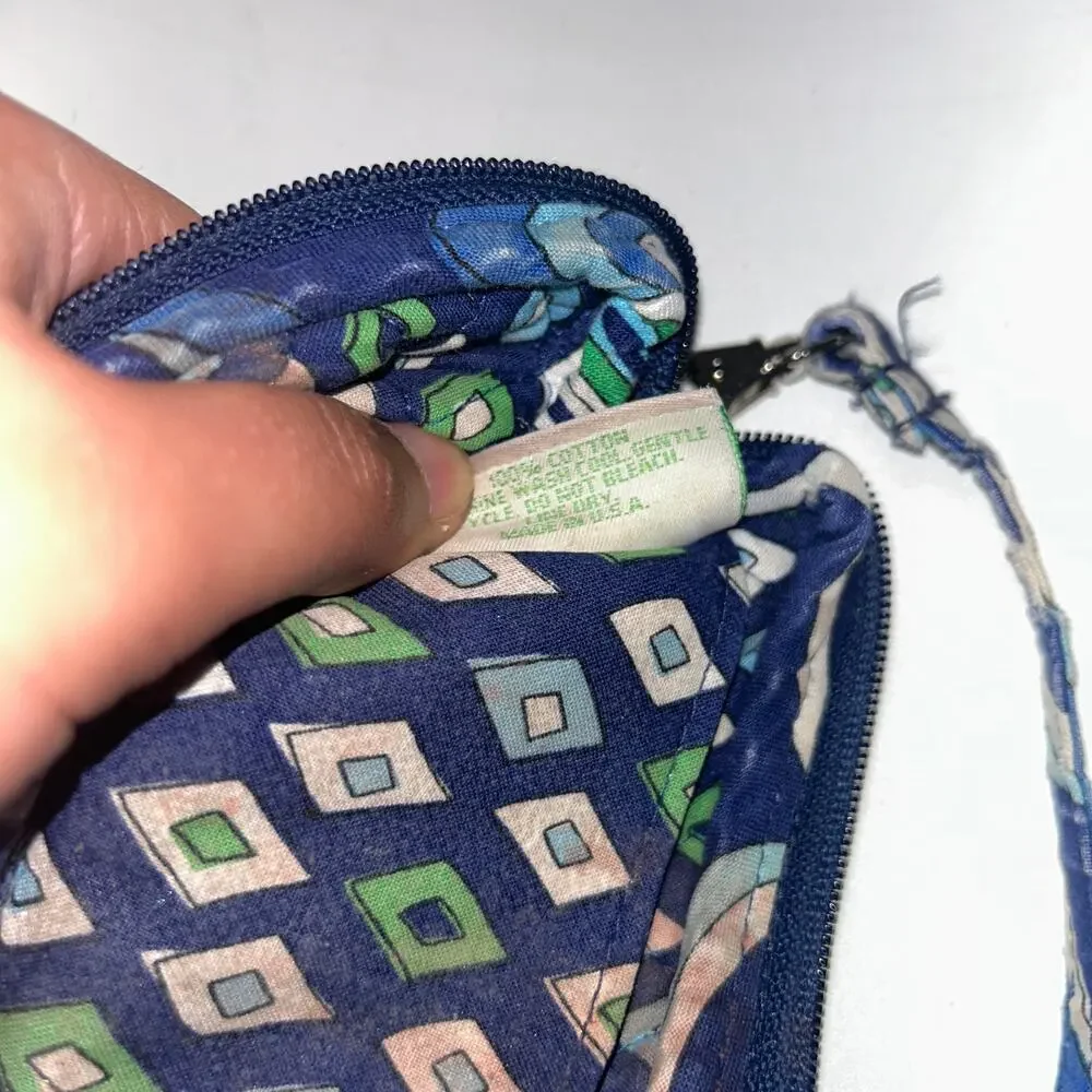 Vera Bradley Mediterranean Blue Paisley Tech Case Wallet Wristlet Women's Bag